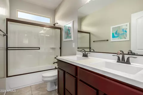 Bath - 3475 E Indigo St, Gilbert, AZ 85298 photo 4 of 4