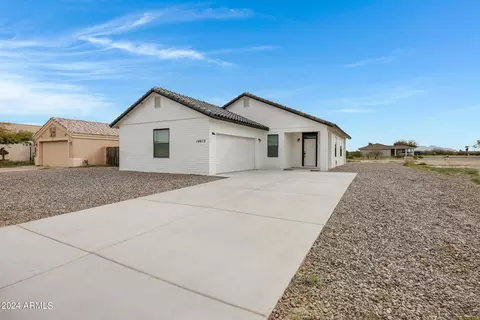 14613 S Tampico Rd, Arizona City, AZ 85123