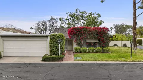 23 Echo Ln, Phoenix, AZ 85020