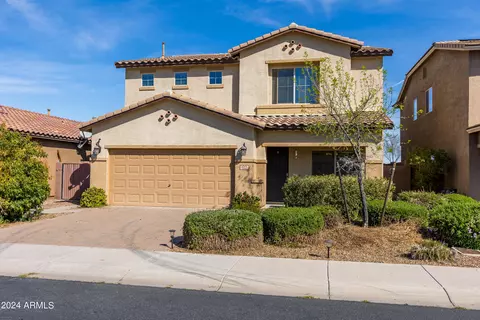 522 W Honey Locust Ave, San Tan Valley, AZ 85140