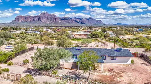 88 N Vista Rd, Apache Junction, AZ 85119