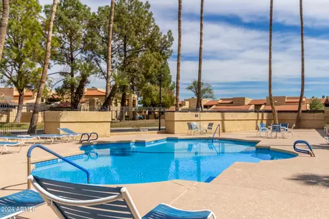 8302 N 21st Dr #L202, Phoenix, AZ 85021 photo 21