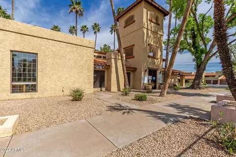 8302 N 21st Dr #L202, Phoenix, AZ 85021 photo 24