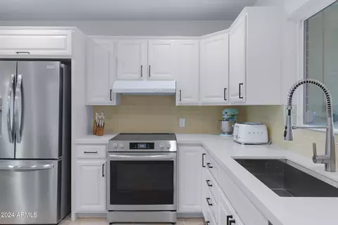 8111 N 9th Ave, Phoenix, AZ 85021 photo 19