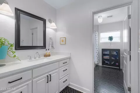 8111 N 9th Ave, Phoenix, AZ 85021 photo 28