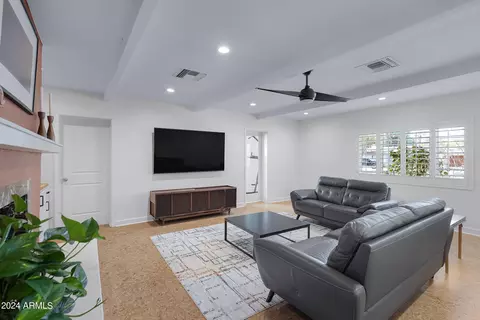 8111 N 9th Ave, Phoenix, AZ 85021 photo 20