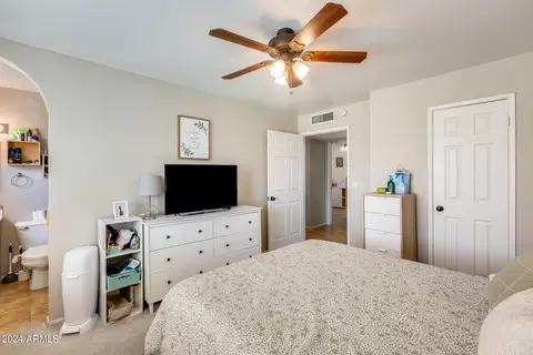 2549 E Libby St, Phoenix, AZ 85032 photo 24