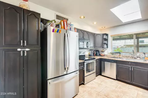 2549 E Libby St, Phoenix, AZ 85032 photo 12