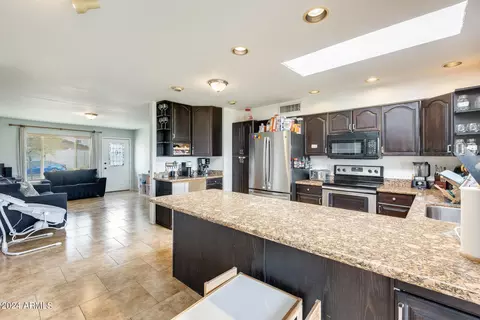 2549 E Libby St, Phoenix, AZ 85032 photo 11