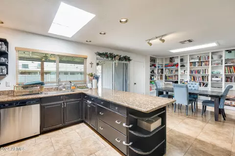 2549 E Libby St, Phoenix, AZ 85032 photo 14