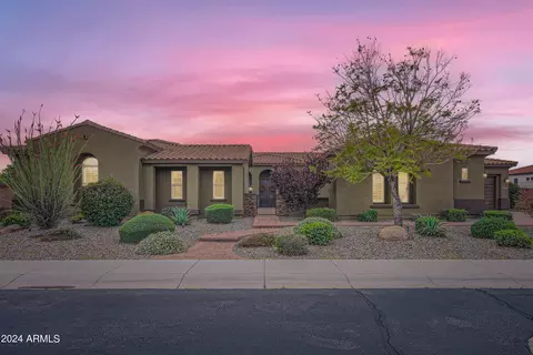 Exterior - 3951 Encanto St, Mesa, AZ 85205 photo 2 of 13