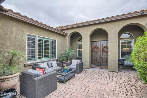 Exterior - 3951 Encanto St, Mesa, AZ 85205 photo 5 of 13