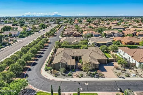 View/Area - 3951 Encanto St, Mesa, AZ 85205 photo 8 of 15