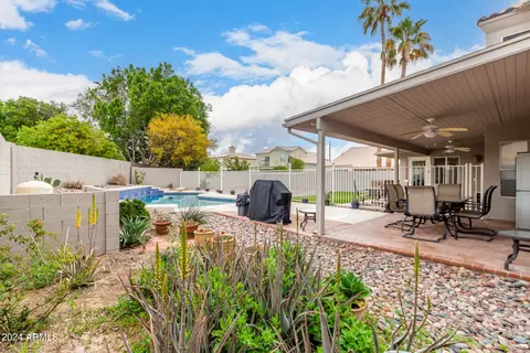 4446 E Graythorn St, Phoenix, AZ 85044 photo 38