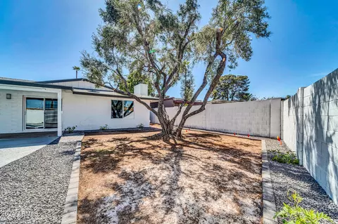 2840 E Sunnyside Dr, Phoenix, AZ 85028 photo 21