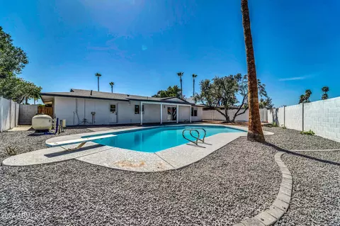 2840 E Sunnyside Dr, Phoenix, AZ 85028 photo 22