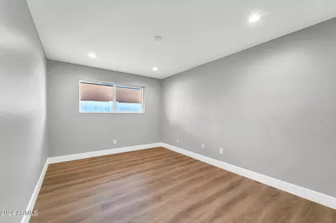 2840 E Sunnyside Dr, Phoenix, AZ 85028 photo 17