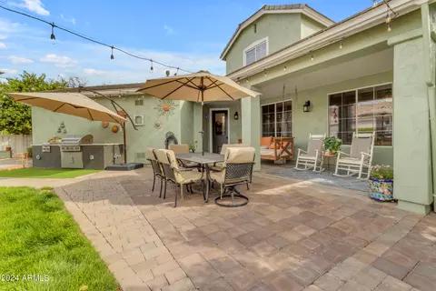 Exterior - 2712 E Virginia St, Gilbert, AZ 85296 photo 6 of 7
