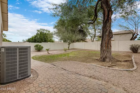 533 E Kyle Ct, Gilbert, AZ 85296 photo 36