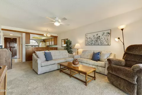 659 S 79th Pl, Mesa, AZ 85208