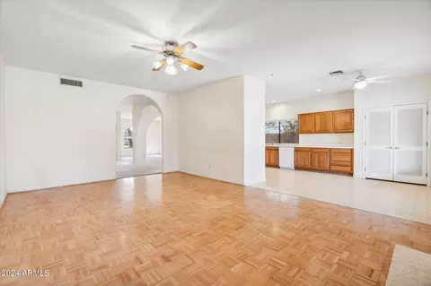 2034 E Diamond Dr, Tempe, AZ 85283 photo 4