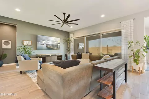 10660 E Thatcher Ave, Mesa, AZ 85212 photo 2
