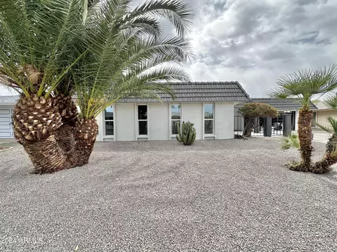 10713 W Pineaire Dr, Sun City, AZ 85351