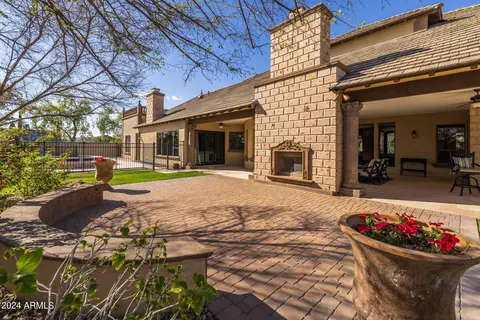 Exterior - 7041 E Ingram St, Mesa, AZ 85207 photo 13 of 29