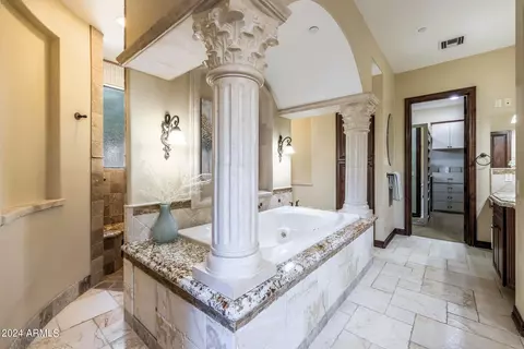 Bath - 7041 E Ingram St, Mesa, AZ 85207 photo 3 of 11