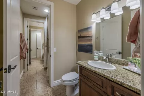 Bath - 7041 E Ingram St, Mesa, AZ 85207 photo 10 of 11