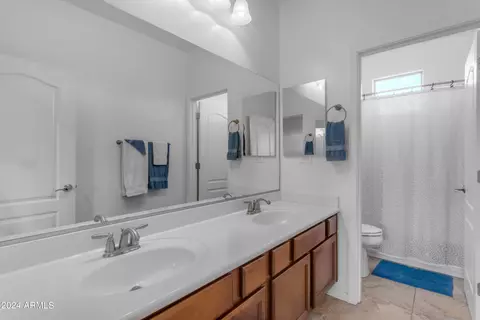 Bath - 3405 E Fandango Dr, Gilbert, AZ 85298 photo 5 of 5