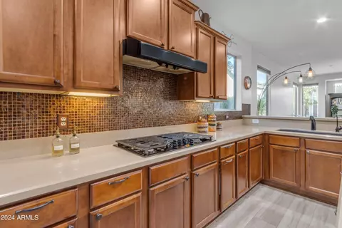 Kitchen - 3405 E Fandango Dr, Gilbert, AZ 85298 photo 5 of 6