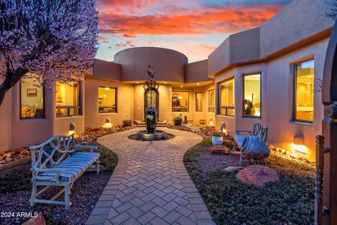 25 Veritas Dr, Sedona, AZ 86351