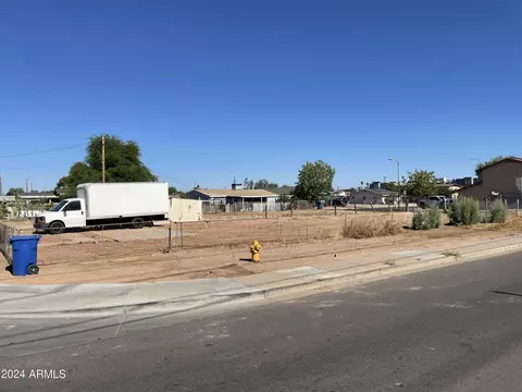 296 E Saragosa St #26, Chandler, AZ 85225