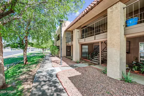 4608 W Maryland Ave #208, Glendale, AZ 85301