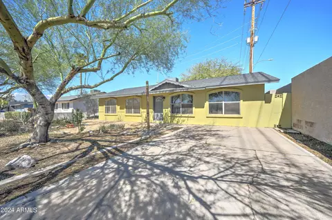744 E Vista Del Cerro Dr, Tempe, AZ 85281