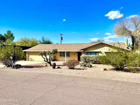 5902 E Windsor Ave, Scottsdale, AZ 85257