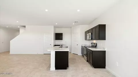 Entry Way - 10318 S Holandes Dr, Apache Junction, AZ 85120 photo 5 of 10