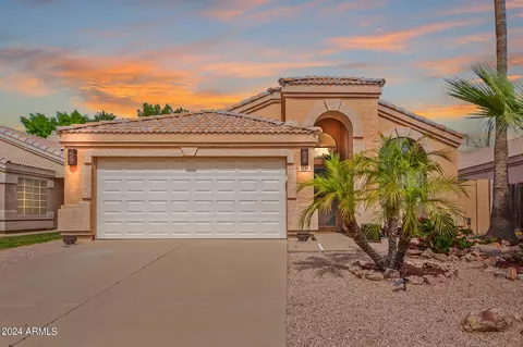 1744 E Palomino Dr, Gilbert, AZ 85296