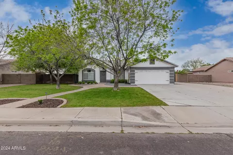 2152 S Constellation Way, Gilbert, AZ 85295