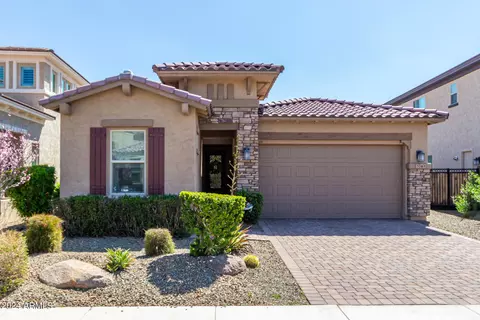 3243 E Bryce Ln, Phoenix, AZ 85050
