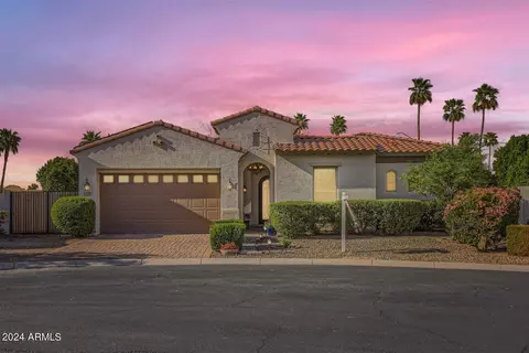 1446 W Redondo Dr, Gilbert, AZ 85233