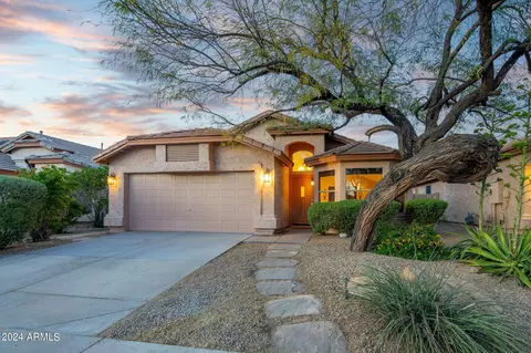 4704 E Weaver Rd, Phoenix, AZ 85050 photo 1
