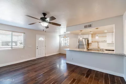 4761 E Moreland St, Phoenix, AZ 85008 photo 3