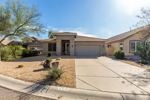 239 E Canary Ct, San Tan Valley, AZ 85143