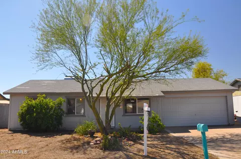 3537 E Gelding Dr, Phoenix, AZ 85032 photo 2