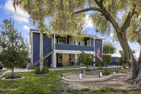 999 S Palm Ln, Chandler, AZ 85225