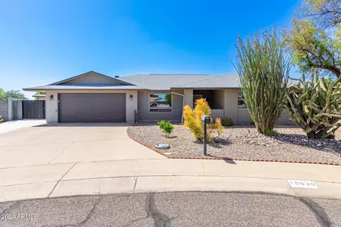19030 N Welk Dr, Sun City, AZ 85373