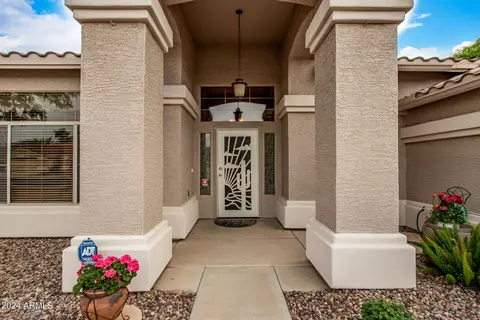 Exterior - 455 W Johnson Dr, Gilbert, AZ 85233 photo 10 of 19