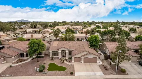 View/Area - 455 W Johnson Dr, Gilbert, AZ 85233 photo 4 of 10